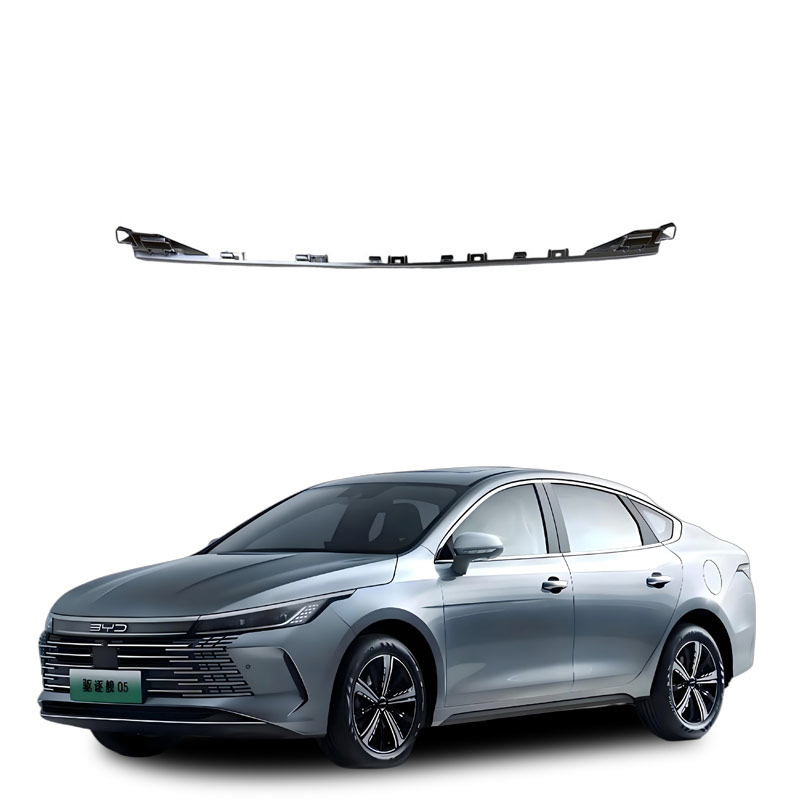 HA2HK-13330531-00-280411671_-Bright-decorative-strip-in-the-rear-bumper-_-M00000