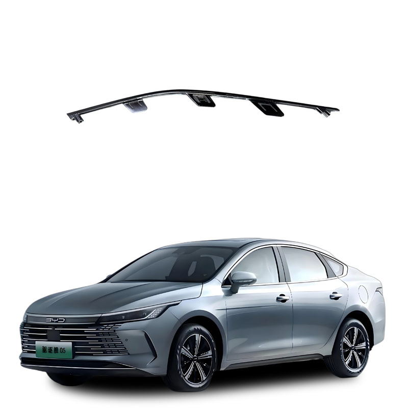 HA2HK-L-2803115_71-13330558-00-R-2803116_71-13330559-00-bright-strip-on-front-bumper-_-M00000